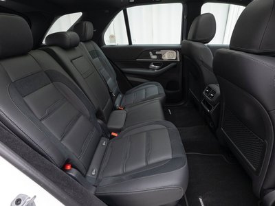 2025 Mercedes-BENZ GLE — миниатюра 14