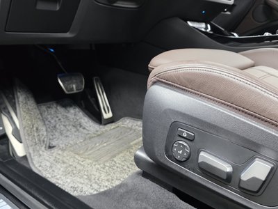 2023 BMW IX3 thumbnail 30