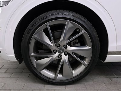 صورة 6 لـ 2021 Genesis GV70