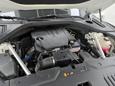 صورة 7 لـ 2021 Genesis GV70