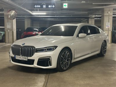 BMW 7 SERIES - 1