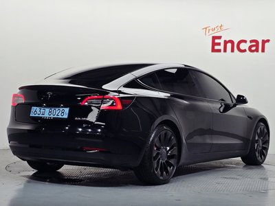 صورة 3 لـ 2022 Tesla MODEL 3