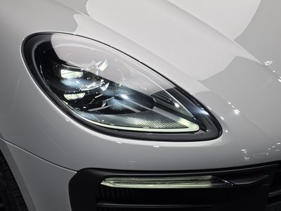 2023 Porsche MACAN 照片 9
