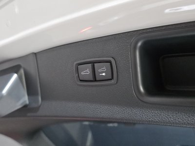 2023 Porsche MACAN 缩略图 31