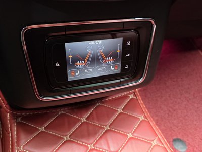 صورة مصغرة 17 لـ 2018 Bentley BENTAYGA