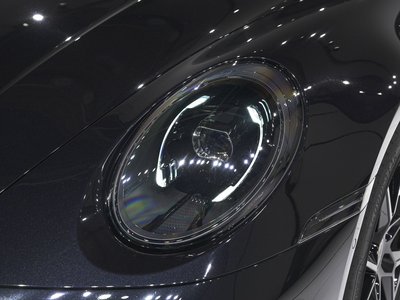 2025 Porsche 911 — миниатюра 19