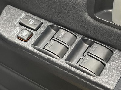صورة مصغرة 31 لـ 2025 Toyota LAND CRUISER 70