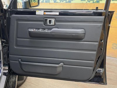 صورة مصغرة 30 لـ 2025 Toyota LAND CRUISER 70