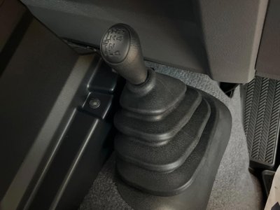 صورة 7 لـ 2025 Toyota LAND CRUISER 70