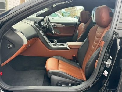 BMW 8 SERIES - 7