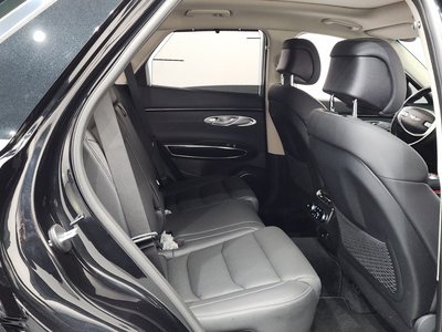صورة مصغرة 12 لـ 2023 Genesis GV70