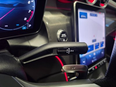 MERCEDES-BENZ GLC - 9