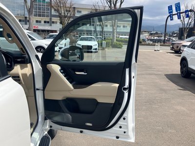 TOYOTA LAND CRUISER 300 - 9