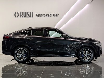 2021 BMW X6 photo 3