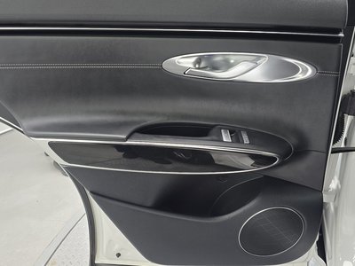صورة مصغرة 15 لـ 2022 Genesis GV70