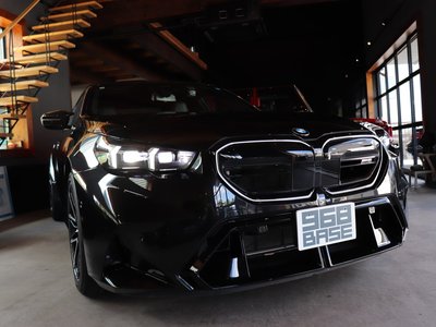 صورة مصغرة 27 لـ 2025 BMW M5