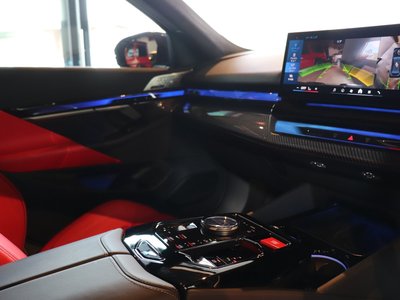صورة مصغرة 79 لـ 2025 BMW M5