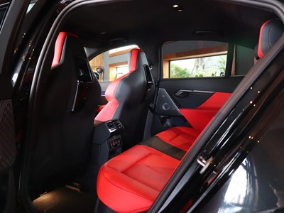 صورة مصغرة 57 لـ 2025 BMW M5