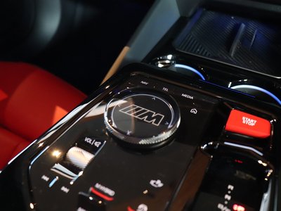 صورة مصغرة 68 لـ 2025 BMW M5