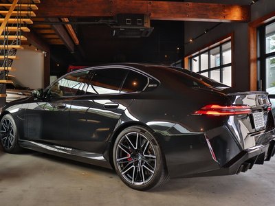 صورة مصغرة 25 لـ 2025 BMW M5