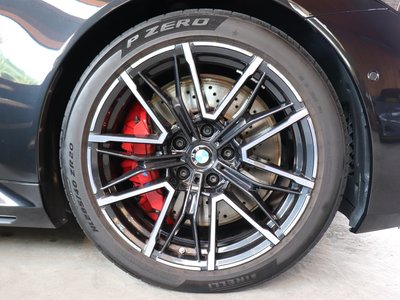 صورة مصغرة 33 لـ 2025 BMW M5
