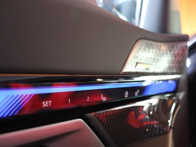 صورة مصغرة 55 لـ 2025 BMW M5
