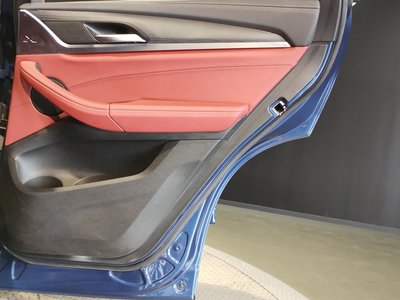 2022 BMW X4 — миниатюра 44