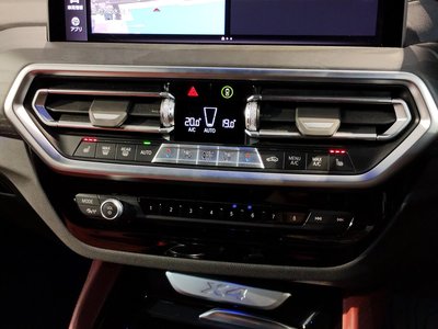 2022 BMW X4 — миниатюра 17