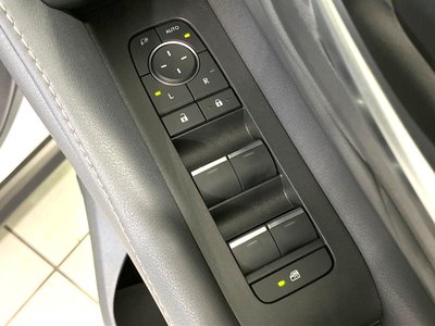 2024 Toyota ALPHARD 缩略图 76