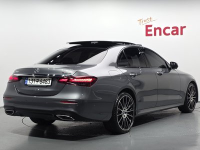 صورة 4 لـ 2023 Mercedes-BENZ E-CLASS