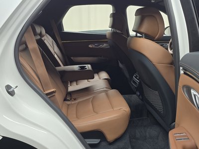 صورة مصغرة 17 لـ 2024 Genesis GV70