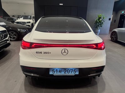 MERCEDES-BENZ EQE - 3