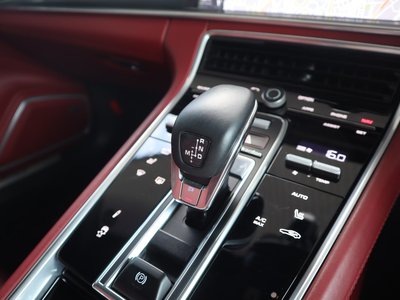 2019 Porsche PANAMERA — миниатюра 11