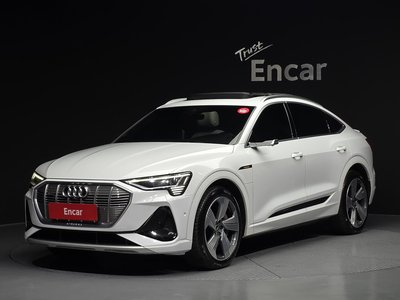 AUDI E-TRON - 1