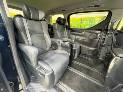 TOYOTA ALPHARD - 8