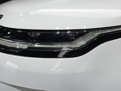 صورة 9 لـ 2025 LAND Rover RANGE ROVER EVOQUE