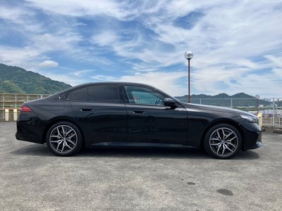 BMW 5 SERIES - 5
