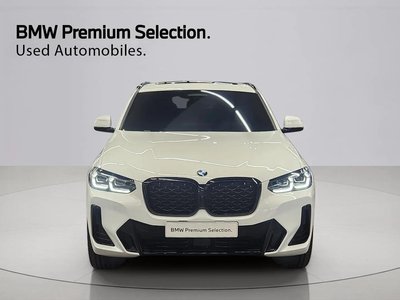 2025 BMW X4 照片 2