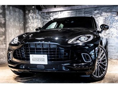 ASTON MARTIN DBX - 4