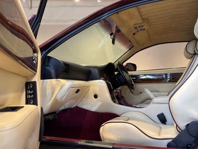 صورة 15 لـ 1997 Aston Martin V8