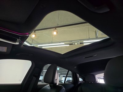 MERCEDES-BENZ GLC - 10