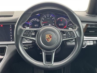 PORSCHE PANAMERA - 4