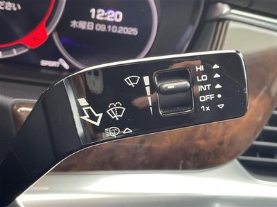 PORSCHE PANAMERA - 8