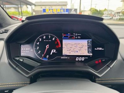 LAMBORGHINI HURACAN - 9