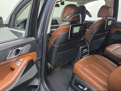 2021 BMW X7 — миниатюра 17