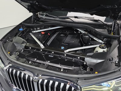 BMW X7 - 7