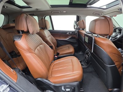 2021 BMW X7 — миниатюра 19