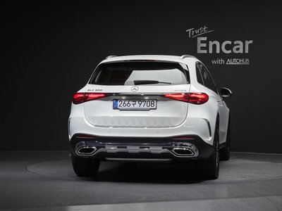 MERCEDES-BENZ GLC - 4