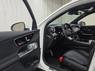 MERCEDES-BENZ GLC - 10