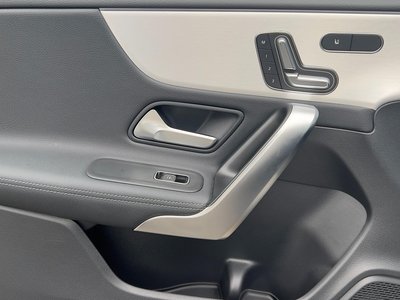 2025 Mercedes-BENZ CLA — миниатюра 14